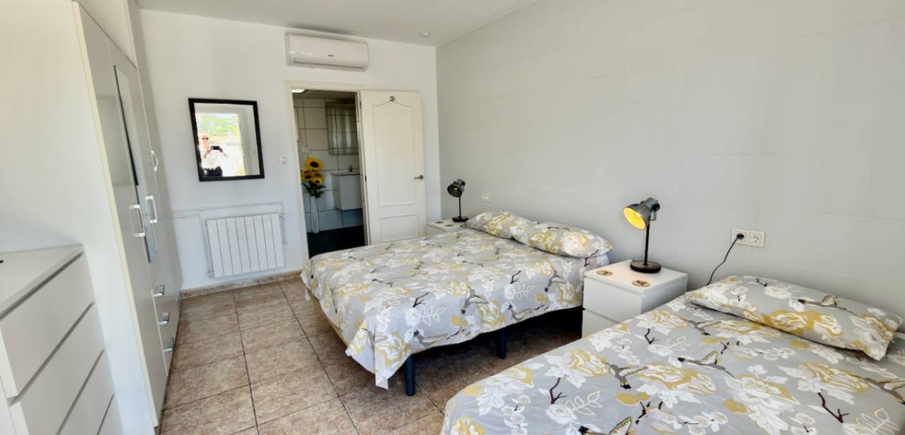 Herverkoop - Villa -
Ciudad Quesada