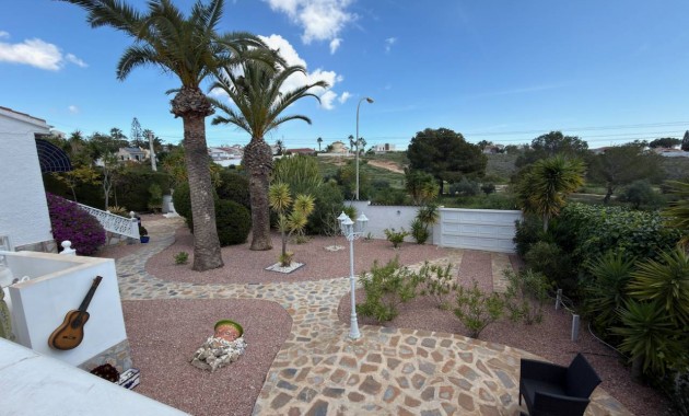 Herverkoop - Villa -
Ciudad Quesada