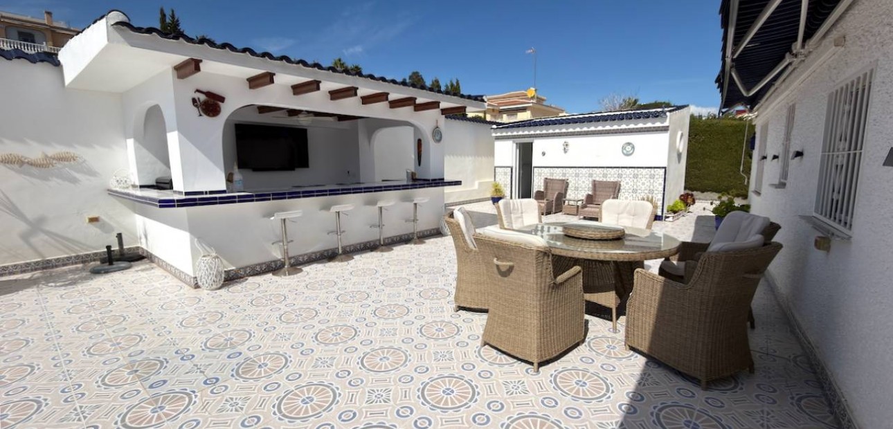 Herverkoop - Villa -
Ciudad Quesada