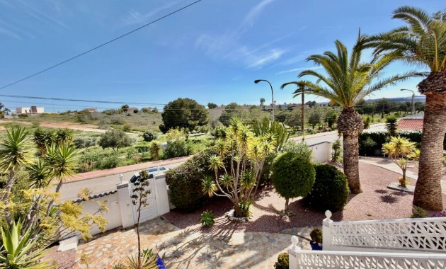 Herverkoop - Villa -
Ciudad Quesada