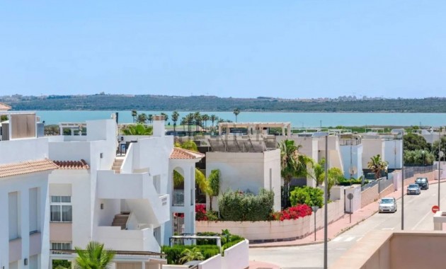 Herverkoop - Villa -
Ciudad Quesada - Rojales