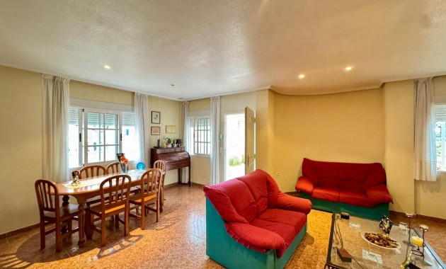 Venta - Villa -
Torrevieja - Los Balcones - Los Altos del Edén