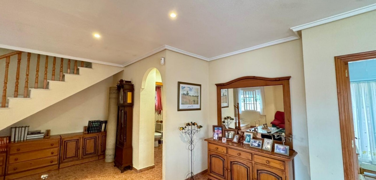 Venta - Villa -
Torrevieja - Los Balcones - Los Altos del Edén