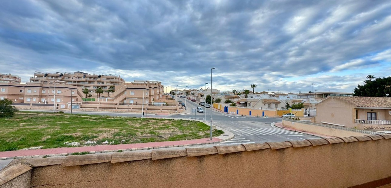 Venta - Villa -
Torrevieja - Los Balcones - Los Altos del Edén