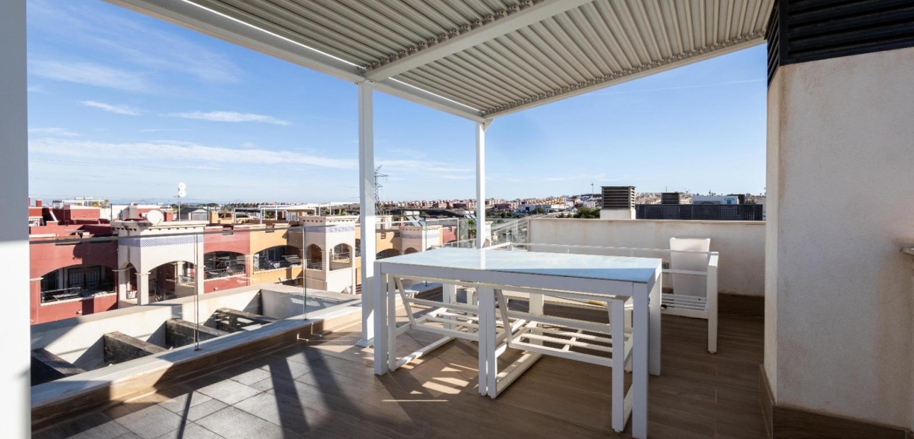 Venta - Villa -
Orihuela Costa - PAU 26