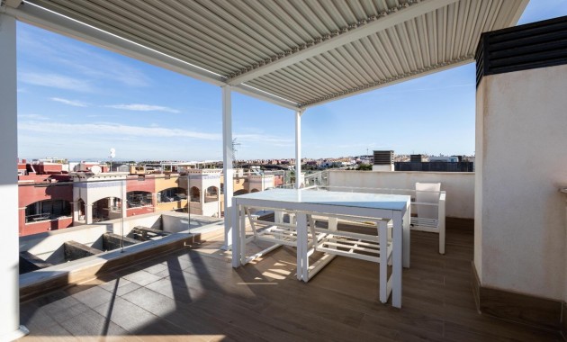 Venta - Villa -
Orihuela Costa - PAU 26