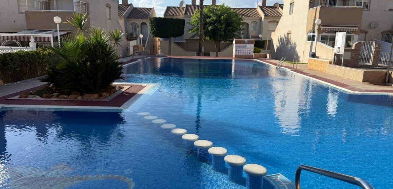 Venta - Bungalow -
Torrevieja - Parque las naciones