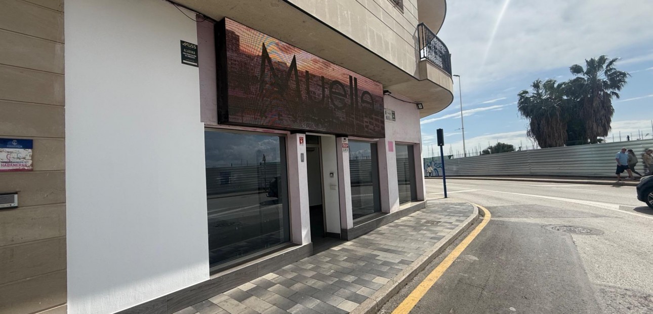 Long time Rental - Commercial Unit -
Torrevieja - Paseo maritimo
