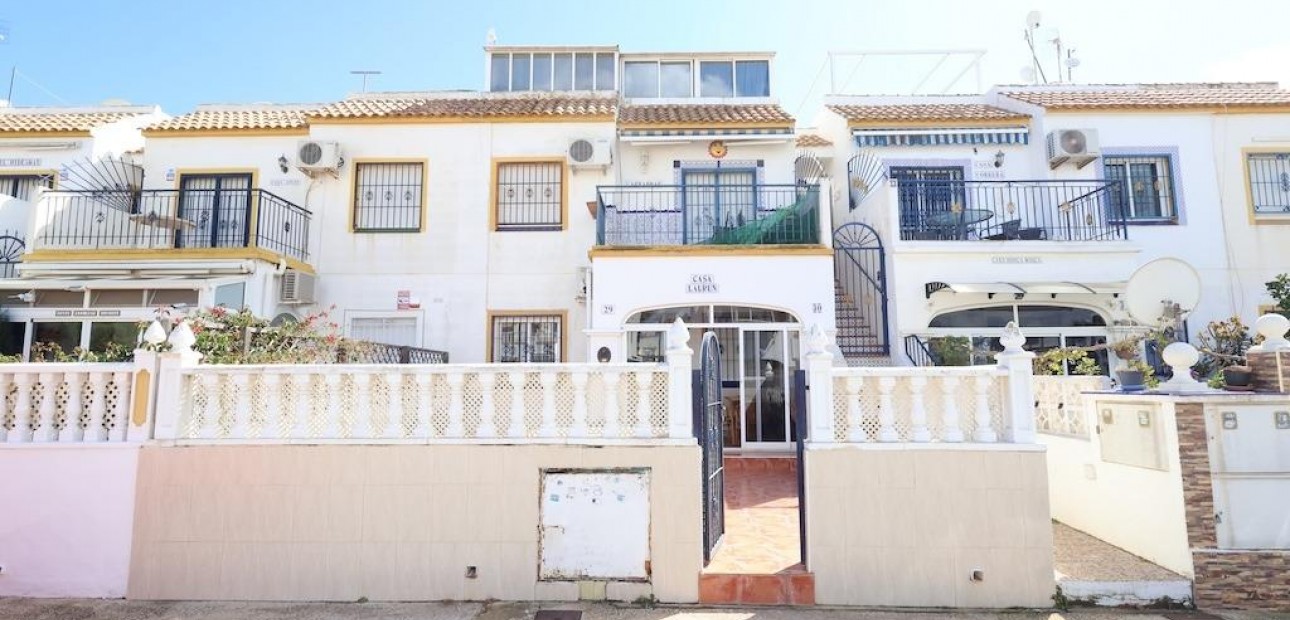 Venta - Bungalow -
Torrevieja - Carrefour