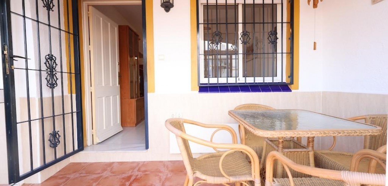 Venta - Bungalow -
Torrevieja - Carrefour