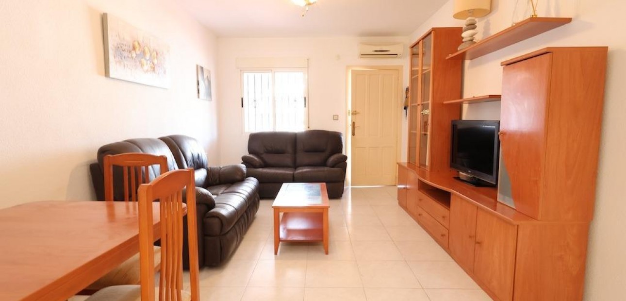 Venta - Bungalow -
Torrevieja - Carrefour