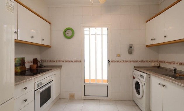 Venta - Bungalow -
Torrevieja - Carrefour