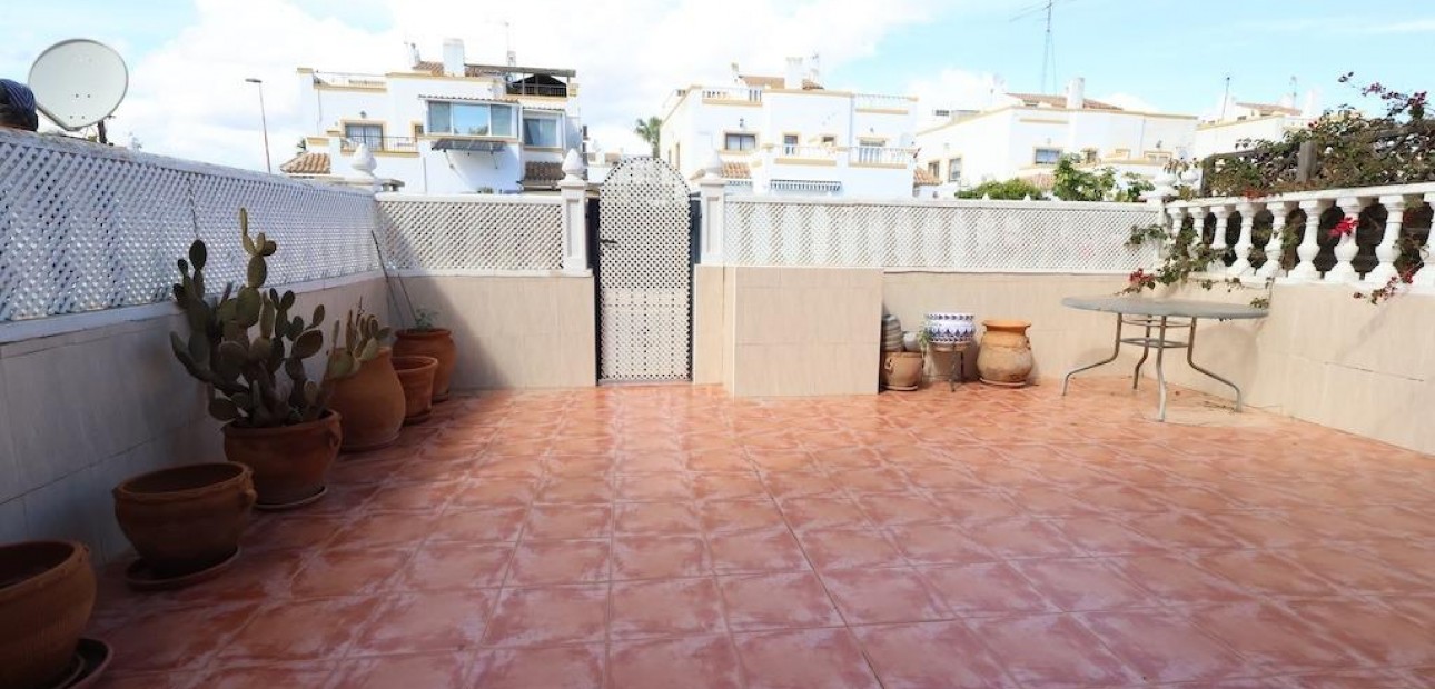 Venta - Bungalow -
Torrevieja - Carrefour