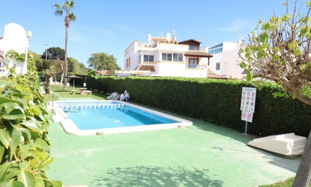 Venta - Bungalow -
Torrevieja - Carrefour