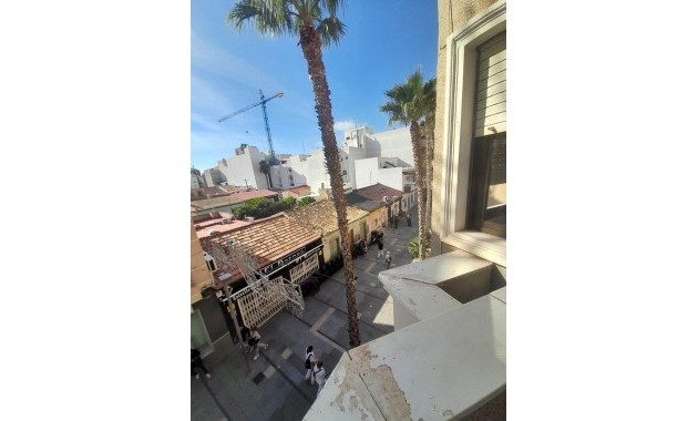 Venta - Apartamento / piso -
Torrevieja - Estacion de autobuses