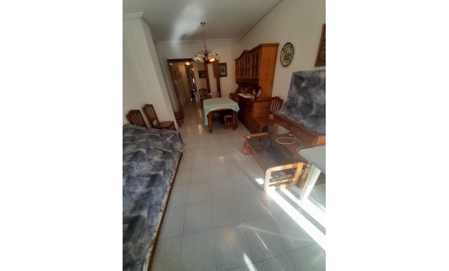 Venta - Apartamento / piso -
Torrevieja - Estacion de autobuses