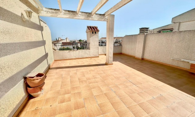 Herverkoop - Bungalow -
Torrevieja - Centro