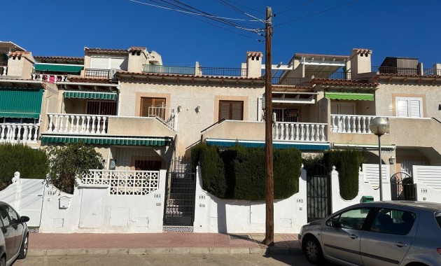 Herverkoop - Bungalow -
Torrevieja - Centro
