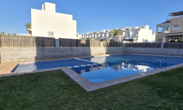 Sale - Apartment / flat -
Torrevieja - Aguas Nuevas
