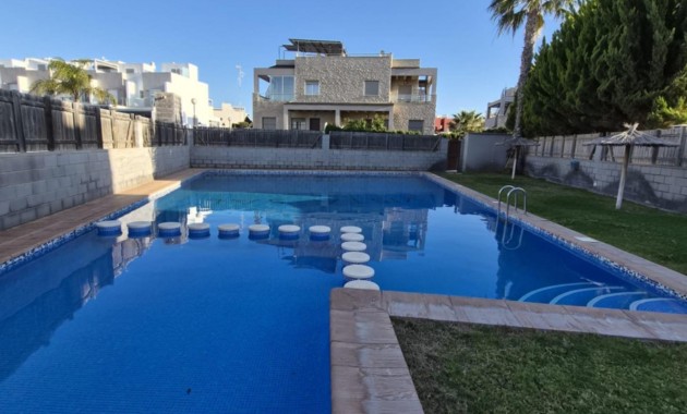 Sale - Apartment / flat -
Torrevieja - Aguas Nuevas