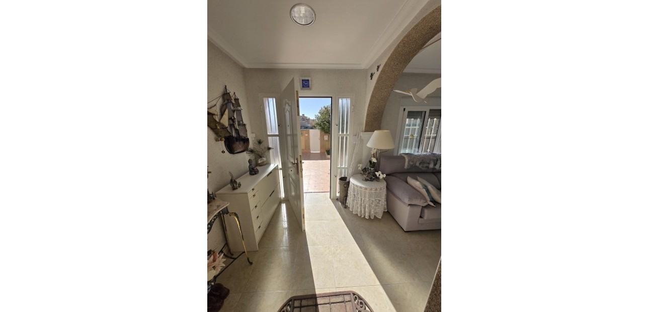 Venta - Villa -
Torrevieja - Torreblanca