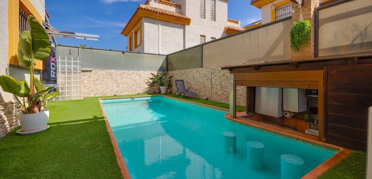 Venta - Villa -
Los Montesinos - Costa blanca sur