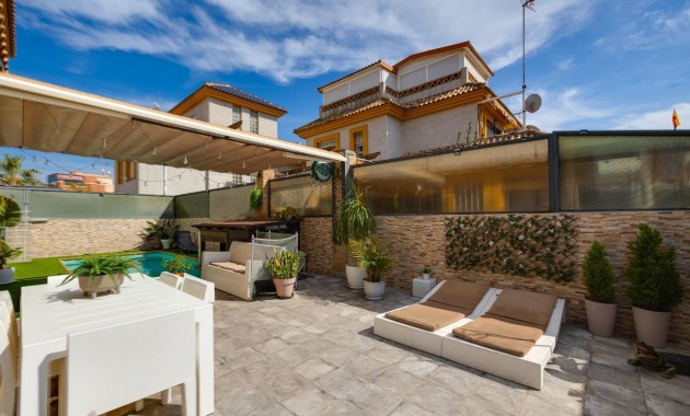 Venta - Villa -
Los Montesinos - Costa blanca sur