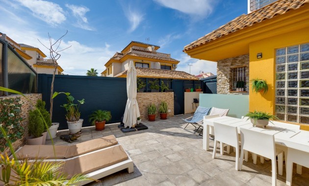 Venta - Villa -
Los Montesinos - Costa blanca sur