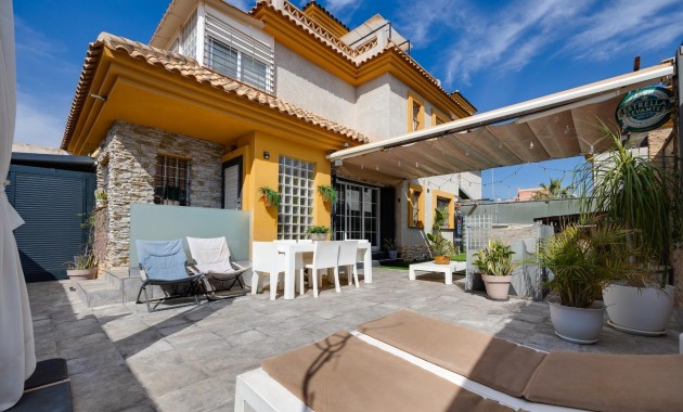 Venta - Villa -
Los Montesinos - Costa blanca sur