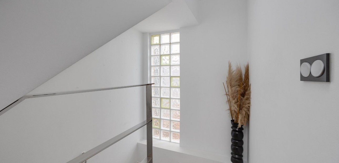 Venta - Villa -
Los Montesinos - Costa blanca sur