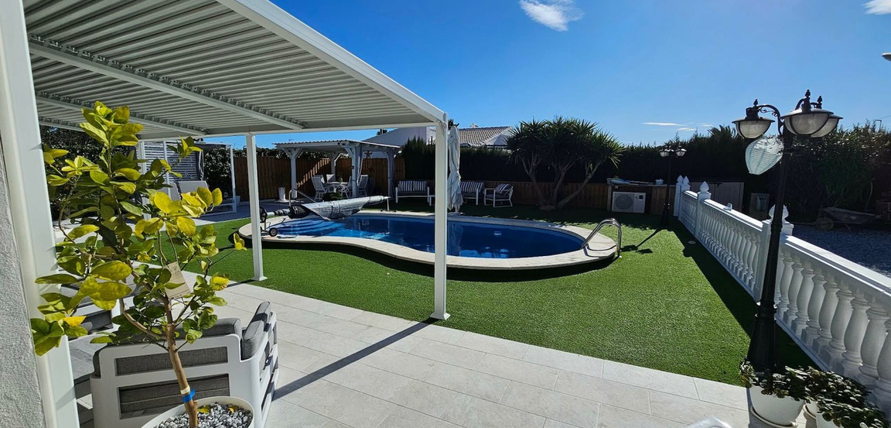 Venta - Detached Villa -
San Fulgencio - San Fulgencio - Town