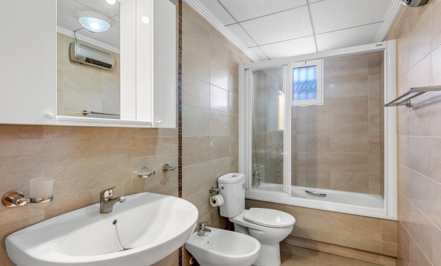 Venta - Adosado -
Orihuela Costa - Villamartin