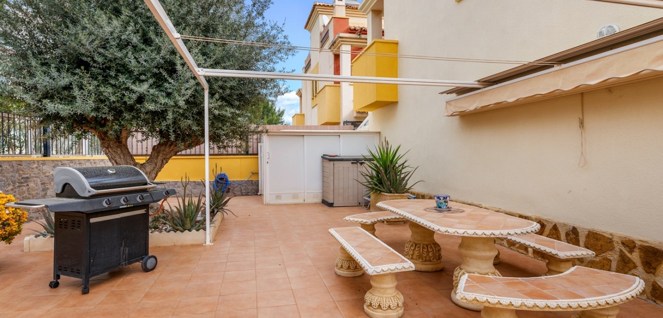 Venta - Adosado -
Orihuela Costa - Villamartin