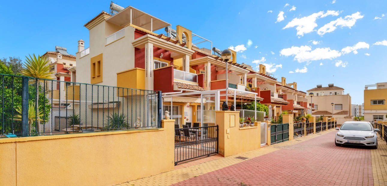 Venta - Adosado -
Orihuela Costa - Villamartin