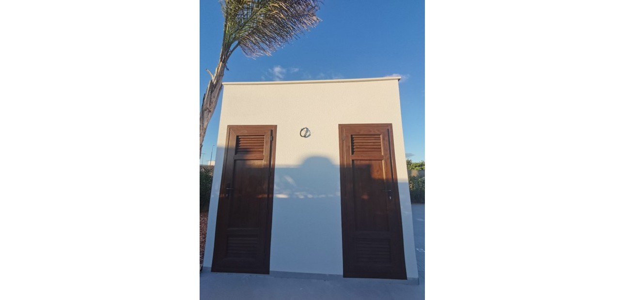 Nueva construcción  - Laguna Azul Villa -
Los Montesinos - La herrada