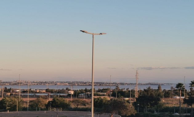 Nueva construcción  - Laguna Azul Villa -
Los Montesinos - La herrada