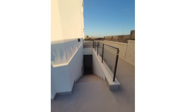 Nueva construcción  - Laguna Azul Villa -
Los Montesinos - La herrada