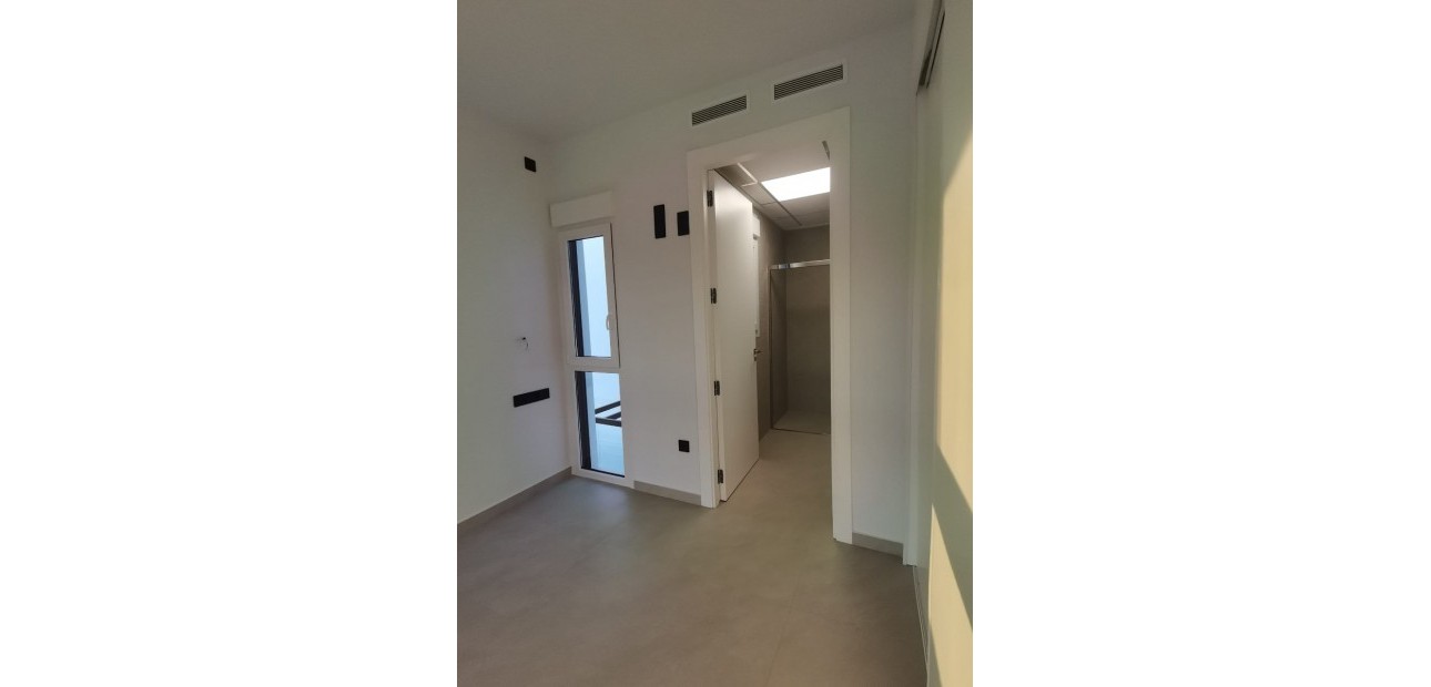 Nueva construcción  - Laguna Azul Villa -
Los Montesinos - La herrada