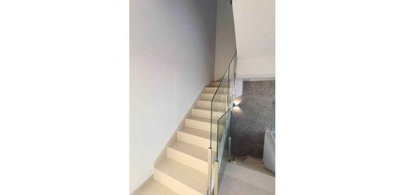 Nueva construcción  - Laguna Azul Villa -
Los Montesinos - La herrada