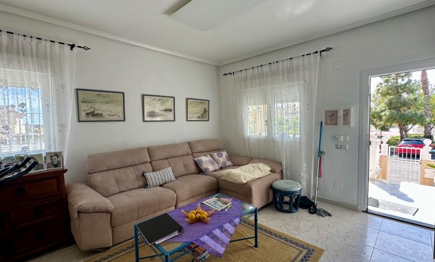 Venta - Town house -
Ciudad Quesada - Doña Pepa