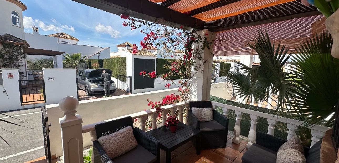 Venta - Villa -
Guardamar del Segura - El Raso