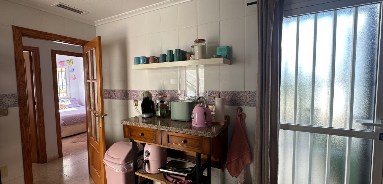 Venta - Villa -
Guardamar del Segura - El Raso