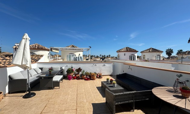 Venta - Villa -
Guardamar del Segura - El Raso