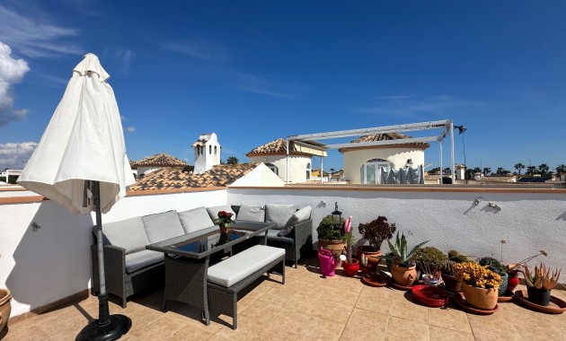 Venta - Villa -
Guardamar del Segura - El Raso