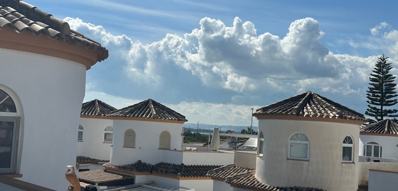 Venta - Villa -
Guardamar del Segura - El Raso