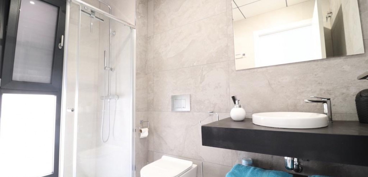 Venta - Villa -
Orihuela Costa - Lomas de Cabo Roig