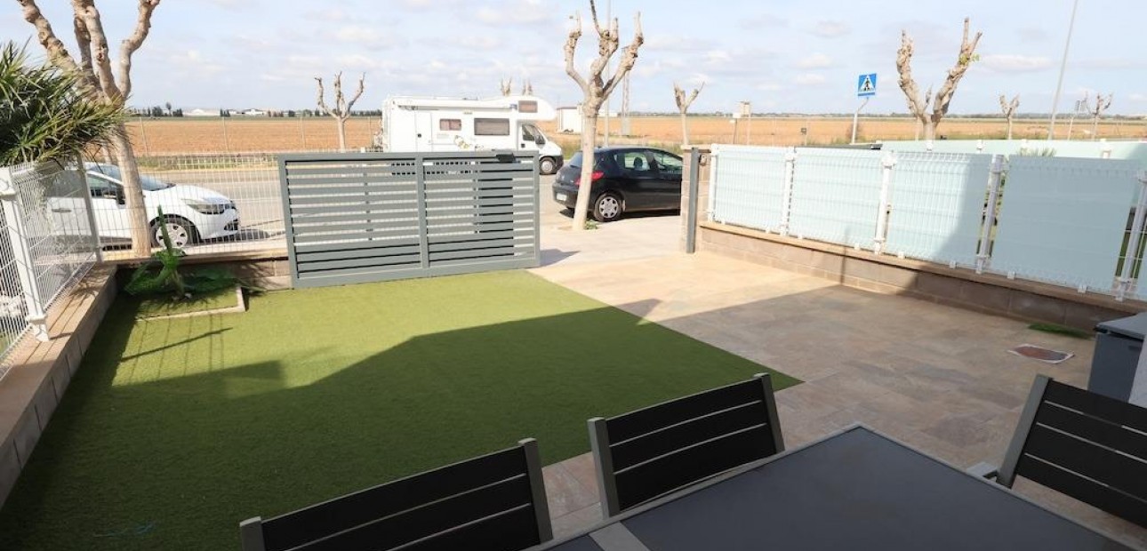 Venta - Bungalow -
Pilar de la Horadada - Zona Pueblo