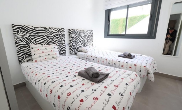 Venta - Bungalow -
Pilar de la Horadada - Zona Pueblo