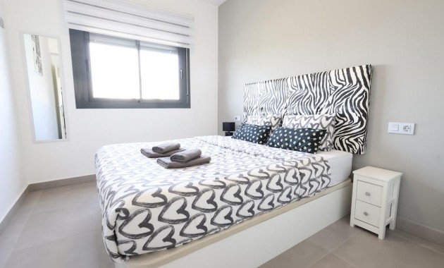 Venta - Bungalow -
Pilar de la Horadada - Zona Pueblo