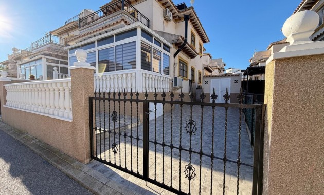 Venta - Terraced house -
Orihuela Costa - Lomas de Cabo Roig-Los Dolses